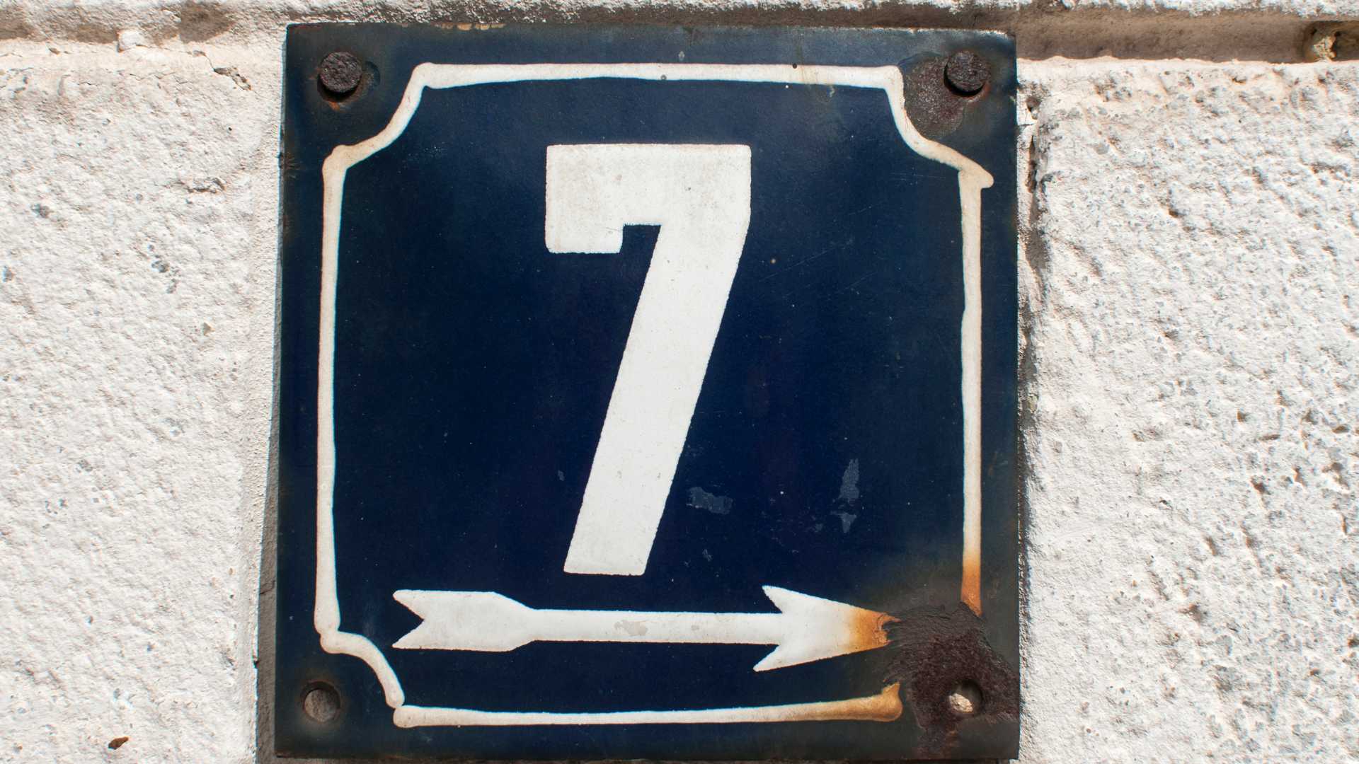 Numéro de rue 7